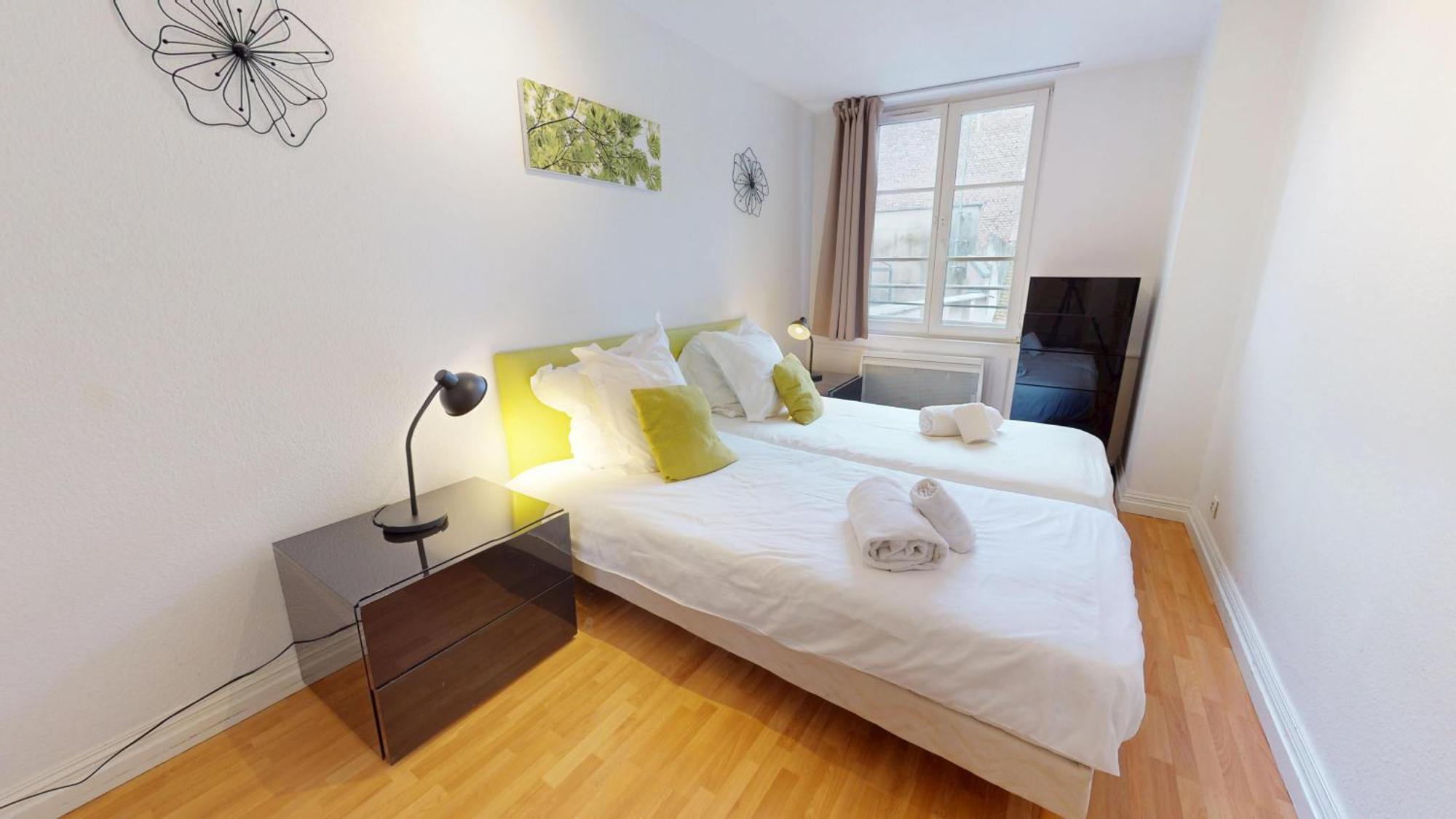 70 M² Strasbourg Appart City Center Bagian luar foto